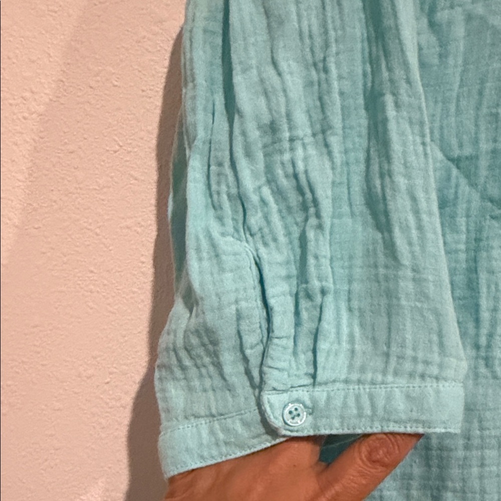 D&CO Beach Aqua Button-Down Blouse - Picture 6 of 10